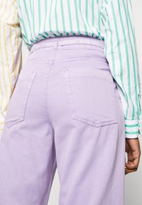 edc by Esprit Broek - purple