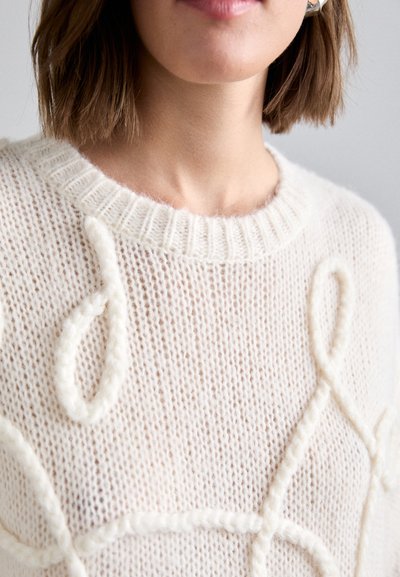 MUNTHE TAHLIS - Pulover - ivory