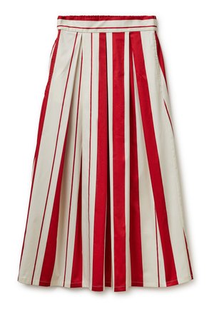 Plissérok met afwisselend brede rode en smalle witte verticale strepen, met een aansluitende tailleband en zijzakken.