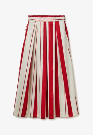 Plissérok met afwisselend brede rode en smalle witte verticale strepen, met een aansluitende tailleband en zijzakken.