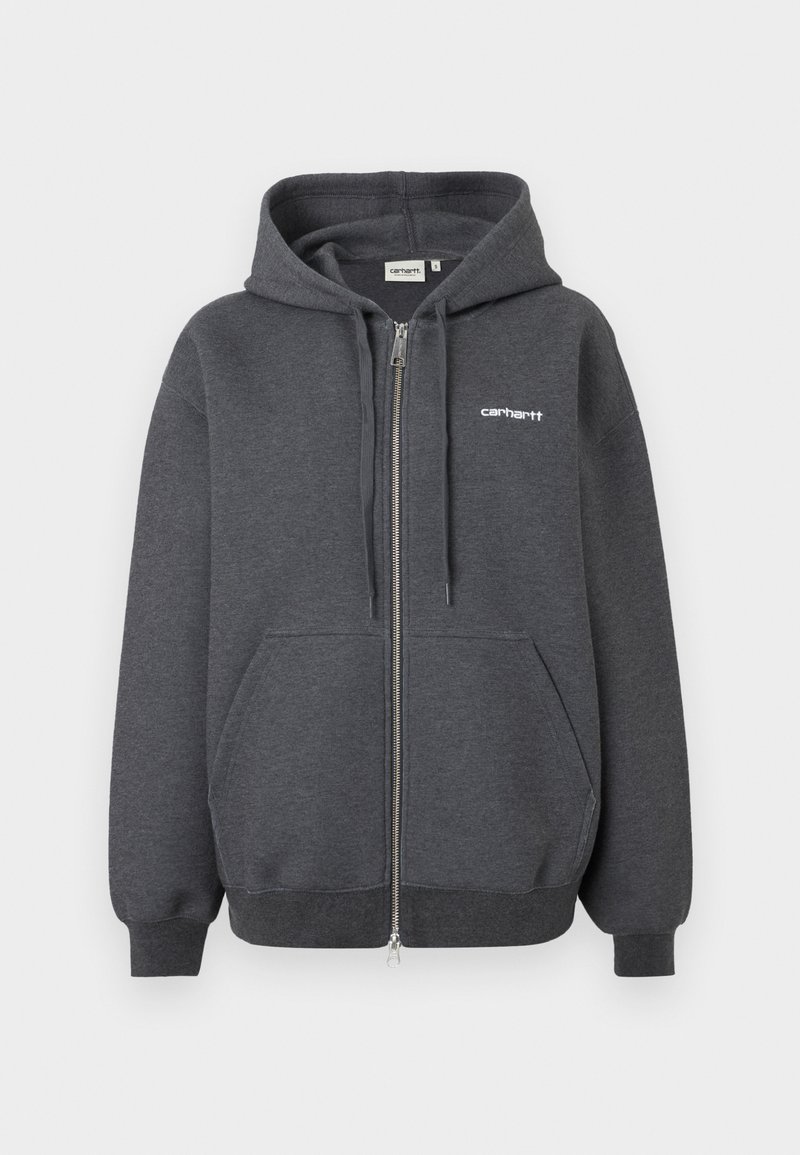 Mørkegrå zip-up hoodie lavet af blødt stof, med en frontlomme, snor til hætten og et lille hvidt logo på brystet.