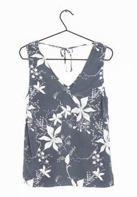 Second Female Blouse - blue