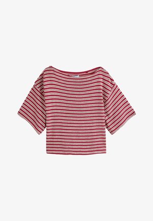 Rot-weiß gestreiftes Kurzarm-Strickoberteil mit weiten Ärmeln und einem U-Boot-Ausschnitt.