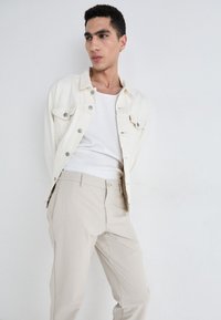 DOCKERS GO AIRWEAVE - Chino - sahara khaki
