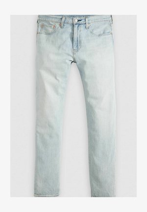 Jeans in denim blu chiaro con taglio dritto, tasche frontali e passanti per cintura. Presentano una texture scolorita e dettagli di cucitura sottili.