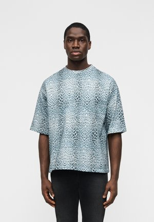 Tricou cu imprimeu - quiet harbour