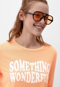QS Langarmshirt - mango
