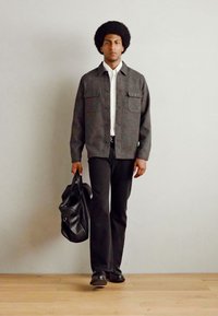Lindbergh TEXTURED OVERSHIRT - Lengva striukė - charcoal