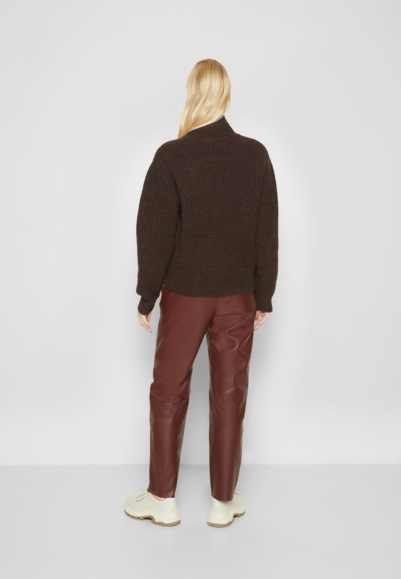 Damen Bekleidung | DESIGNERS REMIX CARMEN Strickpullover dark brown/braun - PB22447 Damen Bekleidung | DESIGNERS REMIX CARMEN Strickpullover dark brown/braun - PB22447
