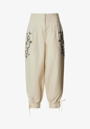 Roomy, crèmekleurige cropped broek met hoge taille, geborduurde zwarte bloemenpatronen op de heupen en verstelbare koordjes aan de pijpen.