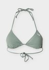 ESSENTIALS TIKI - Haut de bikini - agave green