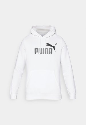 Bela kapuca z kenguru žepom, ki ima na sprednji strani velik črn logo "PUMA" in silhueto pumice. Mehka tekstura tkanine.