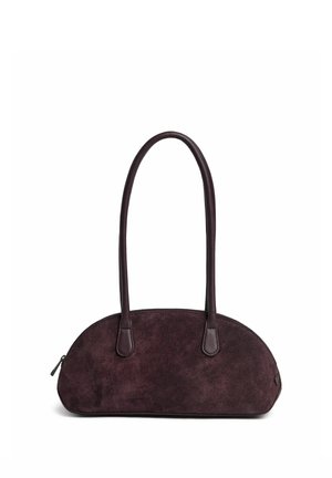 Petit sac à main en daim brun foncé avec de longues poignées arrondies et une fermeture éclair le long du bord supérieur.