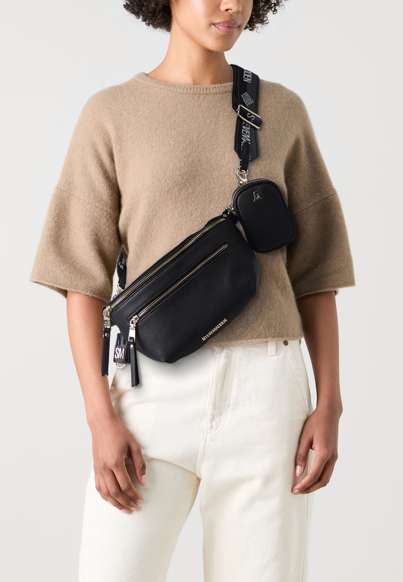 Steve Madden BCLARKE - Sac bandouli?�re - black/gold/noir - ZALANDO.FR