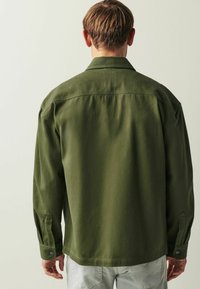 Next TWIN POCKET - Ljetna jakna - khaki green