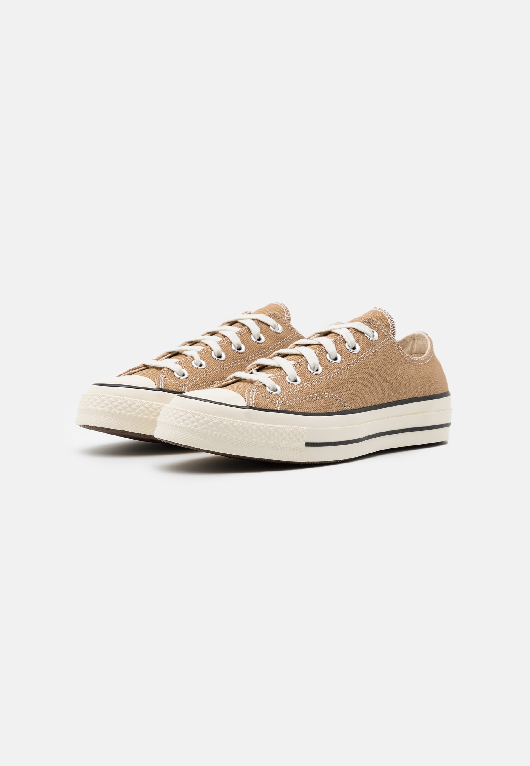 converse beige basse