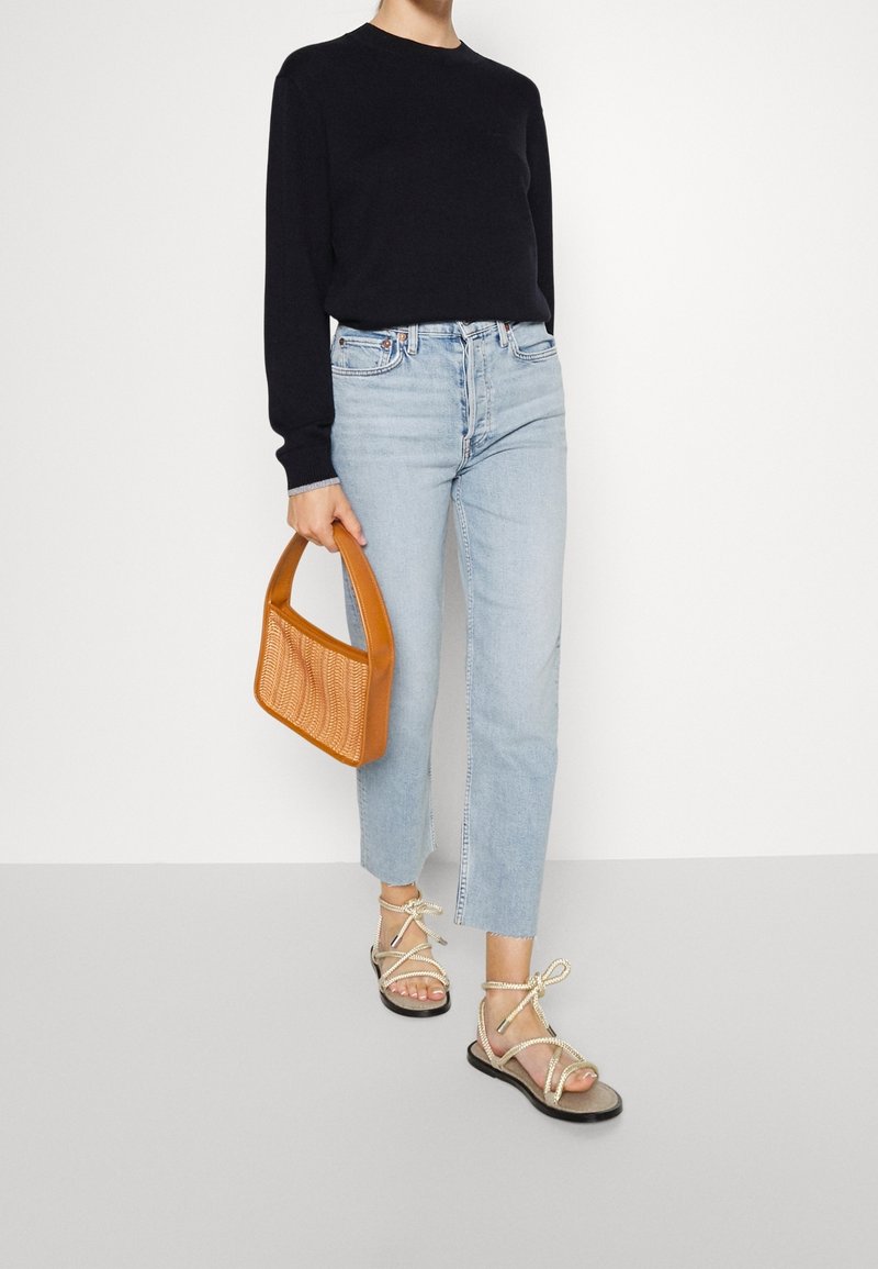 Theory Sweter