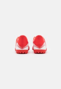 adidas Performance Scarpe da calcio per terreni sintetici - red