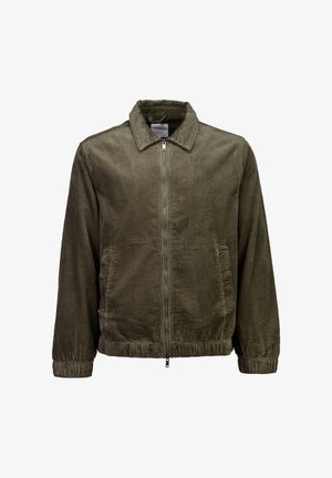 Olivgrüne Cordjacke mit Kragen, Frontreißverschluss, Seitentaschen sowie elastischen Bündchen und Saum. Strukturierter Stoff mit vertikalen Rillen.