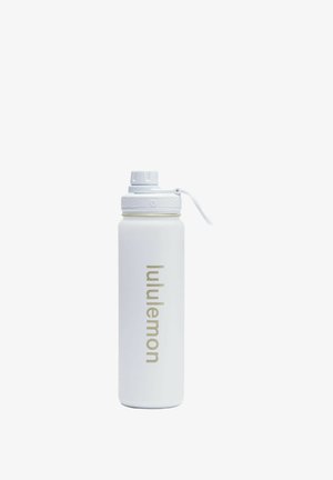 Bouteille d'eau en acier inoxydable blanc avec un couvercle texturé, un bec verseur à rabat et le logo "lululemon" en or clair sur le côté.