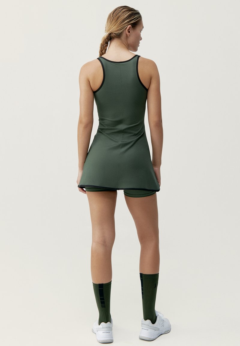 Born Living Yoga LAVER - Sports dress - verde oscuro/dark green - Zalando