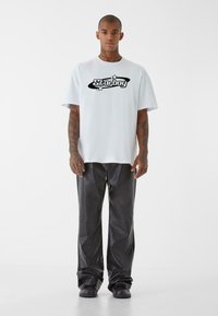 9N1M SENSE STAR - T-shirts med print - white