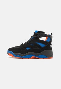 Baskets Patrick Ewing Squad 33 HI – Blanc/Royal/Orange – Taille 6 – Occasion Très Bon État