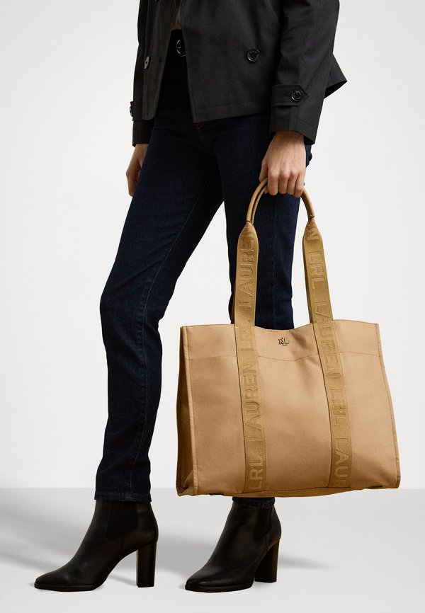 NYLON EXTRA LARGE STEVIE TOTE BAG - Tote bag - khaki
