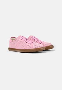 Camper PERFORATED BOTIJ  - Volnočasové šněrovací boty - pastelrosa