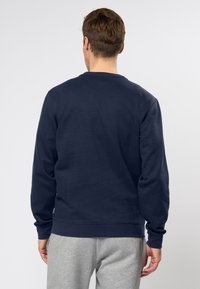 Neizbrano, blue marine