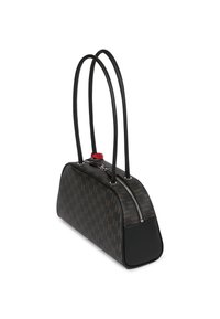 Geantă maro cu un model, cu accente de piele neagră, formă alungită, două mânere și o fermoar argintie cu un detaliu de tabă roșie.