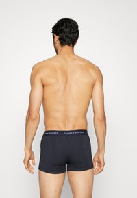 Tommy Hilfiger SIGNATURE TRUNK 3 PACK - Boxers - desert sky/ deep indigo/putting green