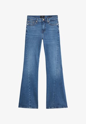 Uitlopende blauwe spijkerbroek van denim, met een aangesloten taille en brede pijpen. De stof heeft een middelgrote wassing met een lichte textuur.