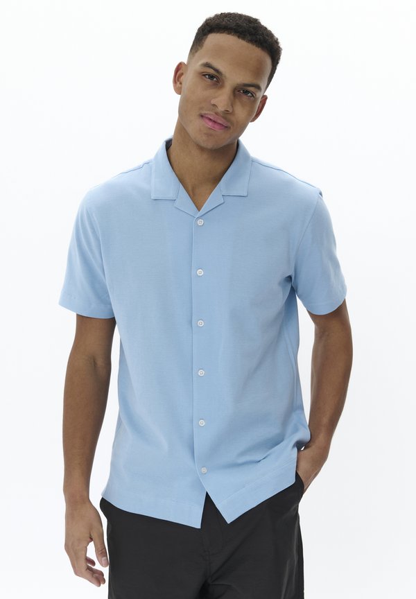 MATROSTOL RESORT - Hemd - glacier lake