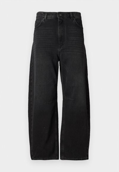 Laiad mustad denim püksid, mis on valmistatud vastupidavast kangast, kõrge vöökoht, suured eesplaatide taskud ja puhas, minimalistlik õmblusdisain.