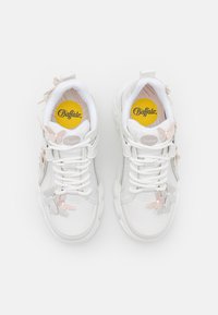 Buffalo Matalavartiset tennarit - white
