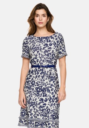 Marc Cain, MARC CAIN KLEID - Jumper dress - bright ecru