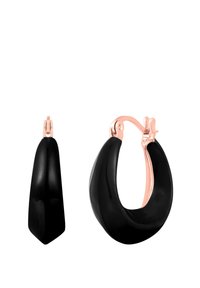Schwarze Creolen mit glänzender Oberfläche und einem schlanken, geschwungenen Design. Roségoldfarbene Hardware am Verschluss setzt einen kontrastierenden Akzent.