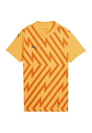 Gelbes Sportshirt mit V-Ausschnitt, das ein durchgängiges orangenes Zickzackmuster und schwarze Logoakzente an den Ärmeln aufweist.