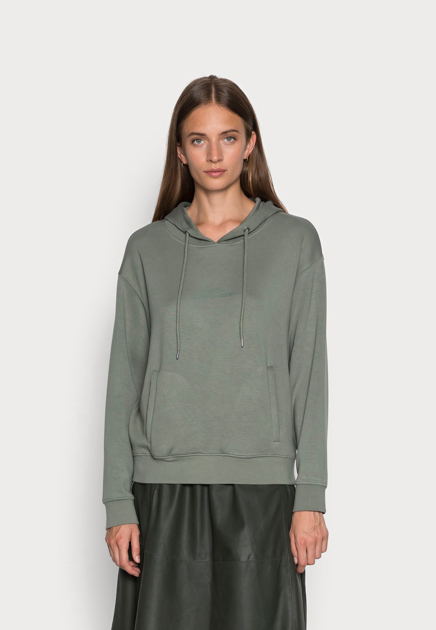 Moss Copenhagen IMA LOGO HOOD - Hoodie - green/green/kaki - Zalando.nl
