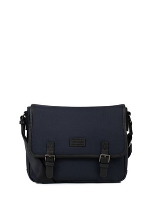 Sac messager bleu marine avec bordure noire, fermeture à rabat, deux sangles à boucle et bandoulière réglable sur fond blanc.