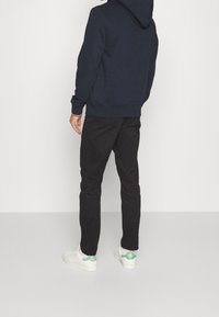 Tommy Hilfiger Jersey con capucha - dark blue