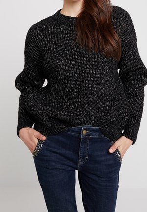 Sweter