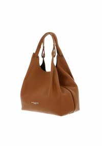 Bolso hobo de cuero marrón con una superficie texturizada, que cuenta con dos asas y un cuerpo redondeado. Logotipo plateado visible en la parte frontal.