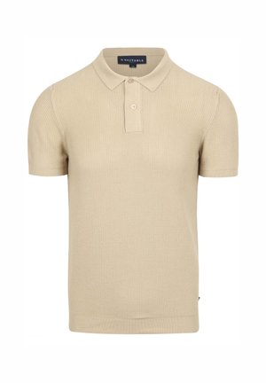 Beige gebreide polo shirt met korte mouwen, voorzien van een twee-knopenlijst en kraag, weergegeven op een witte achtergrond.