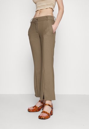 Elleme SLIT TROUSERS - Παντελόνι - khaki