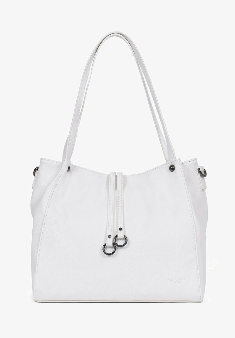 Sac à main synthétique blanc avec deux longues anses, une fermeture à cordon et des accents en métal argenté, présentant une texture lisse et un design minimaliste.