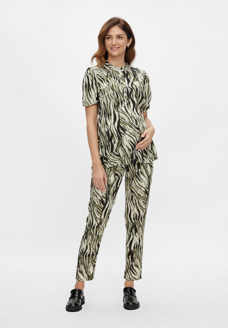 Mamalicious Broek groen gemêleerd