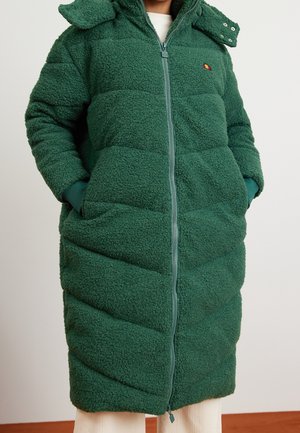 Talvitakki - dark green