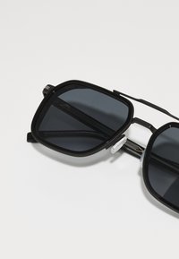 BOSS Γυαλιά ηλίου - black